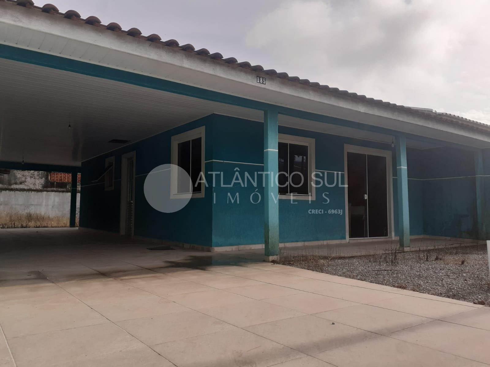 Casa à venda com amplo espaço de terreno, Santa Terezinha, PON...