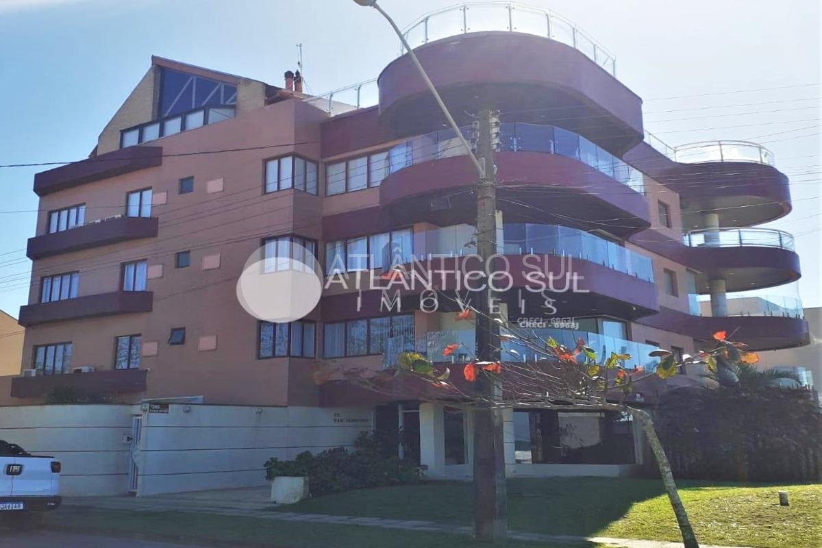 Cobertura à venda, beira mar de alto padrão no balneário FLORI...