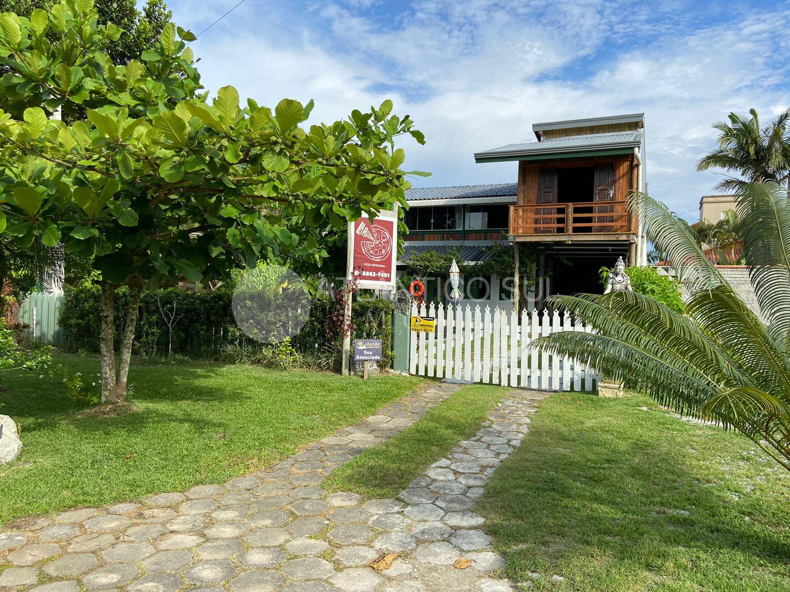 Casa à venda a poucos passos do mar, ATAMI SUL, PONTAL DO PARA...