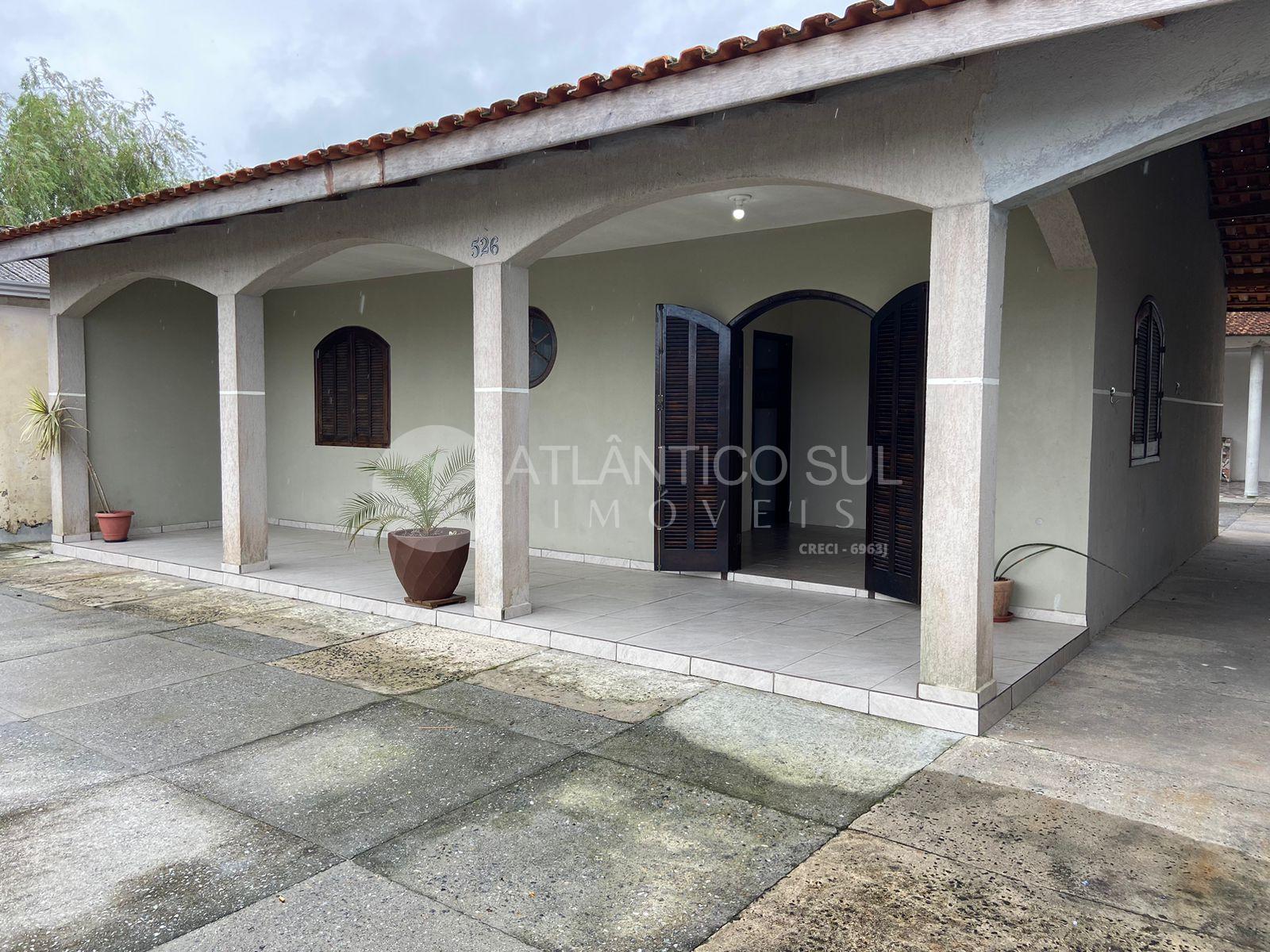 Casa para locação a apenas 300m da praia, Praia de Leste, PONT...