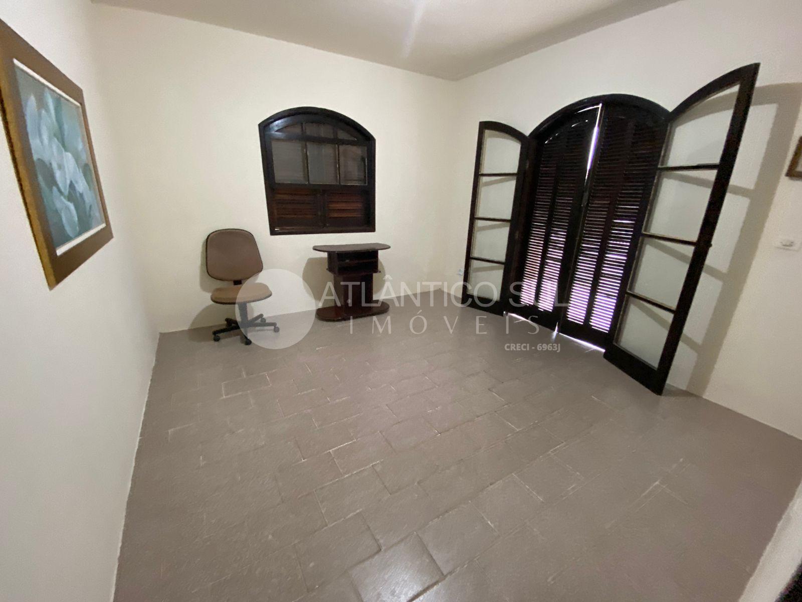 Casa para locação a apenas 300m da praia, Praia de Leste, PONT...