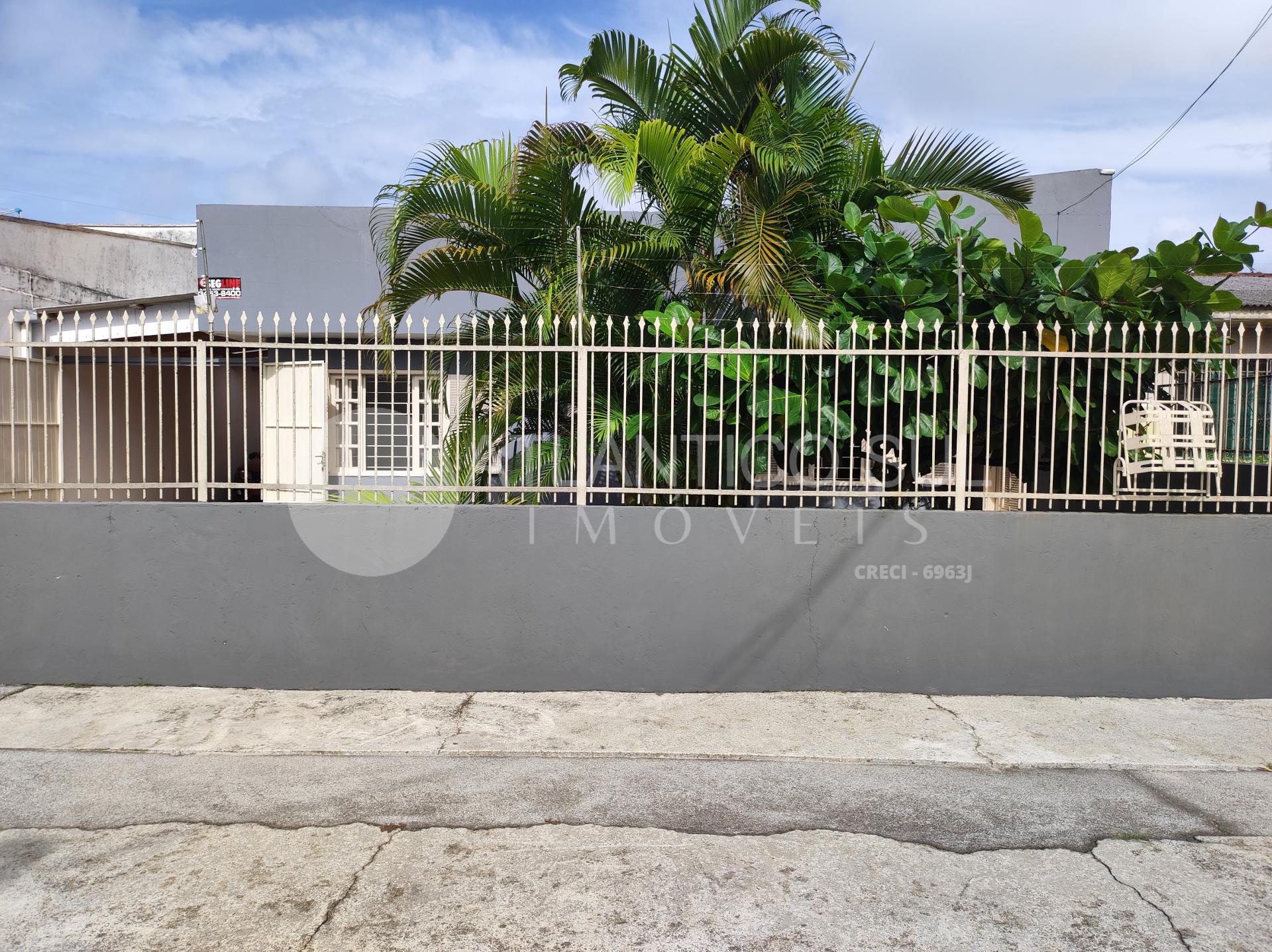 Casa com 3 suítes e espaço com churrasqueira, Praia de Leste, ...