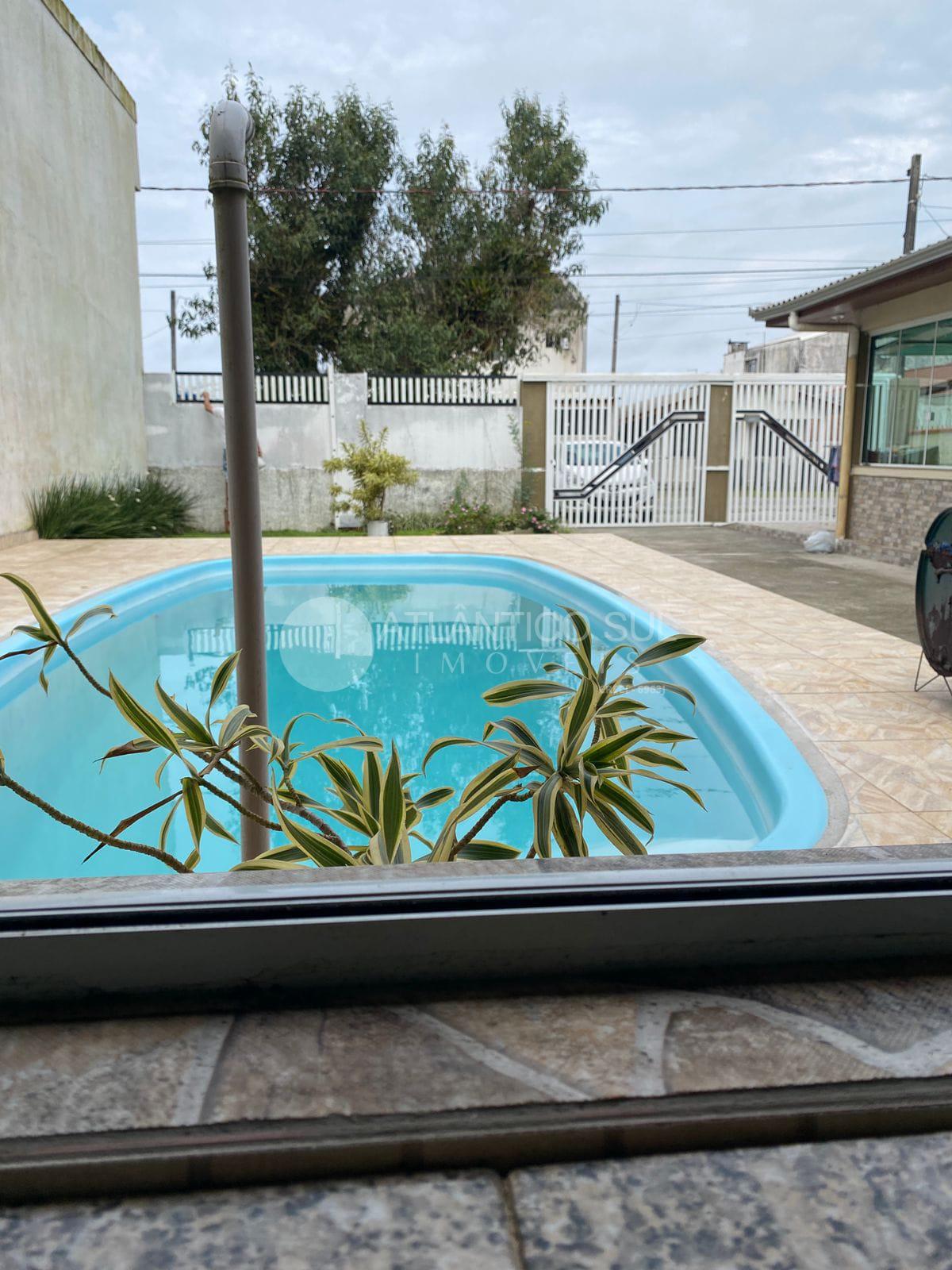 Casa à venda, Praia de Leste, com 03 quartos e piscina, PONTAL...