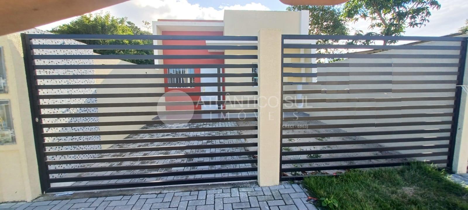 CASA  A VENDA SITUADA NO BALNEÁRIO SHANGRI-LA, PONTAL DO PARAN...
