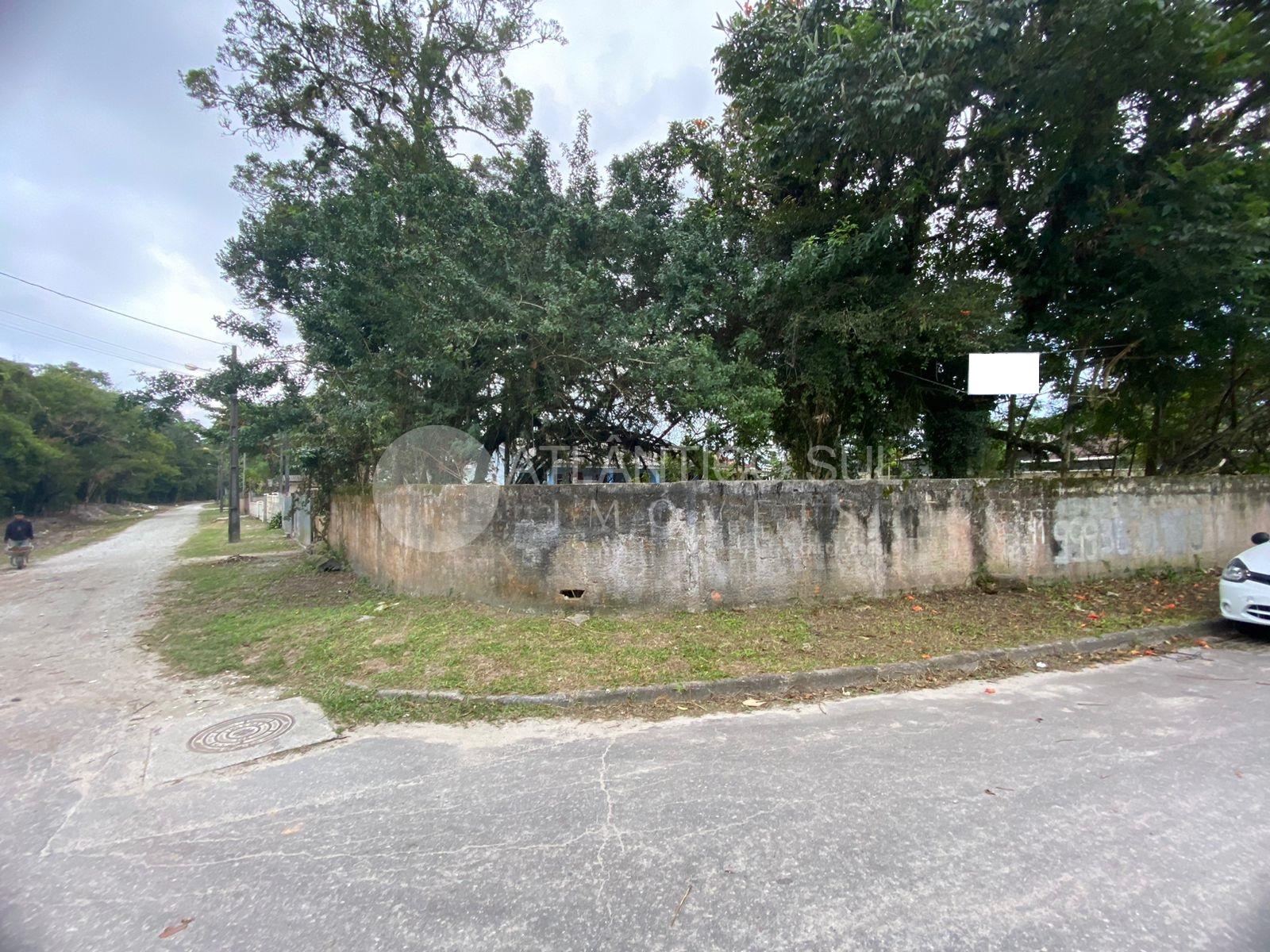 OPORTUNIDADE PARA CONSTRUTORES NA PRAIA DE PONTAL DO SUL