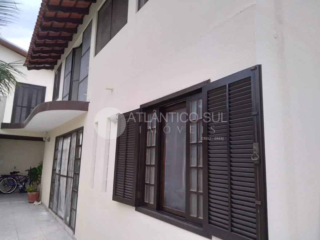 Casa à venda, Leblon, com 05 quartos PONTAL DO PARANA - PR