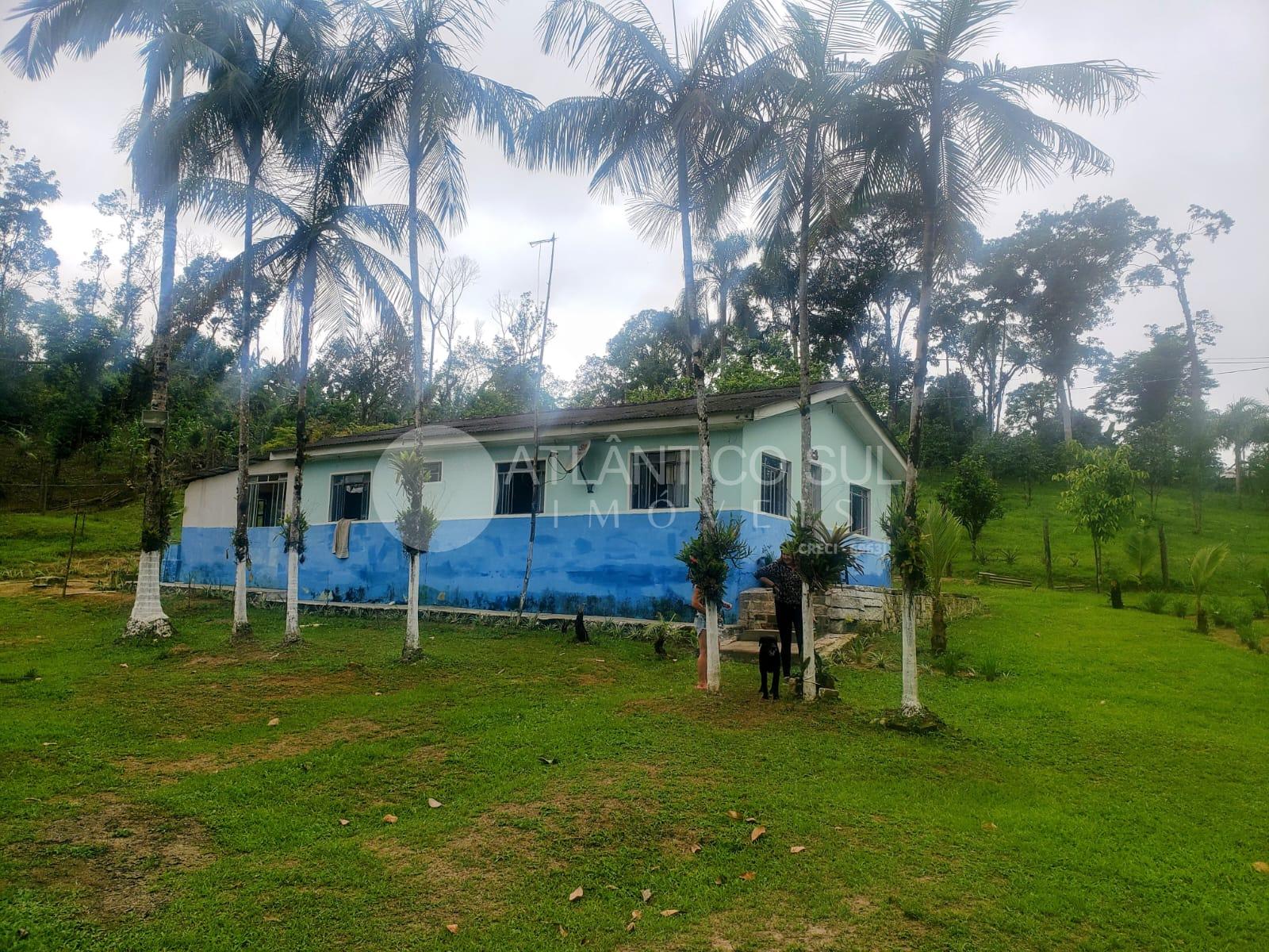 Chácara à venda com frente para a BR 277 em Paranaguá, Paranaguá