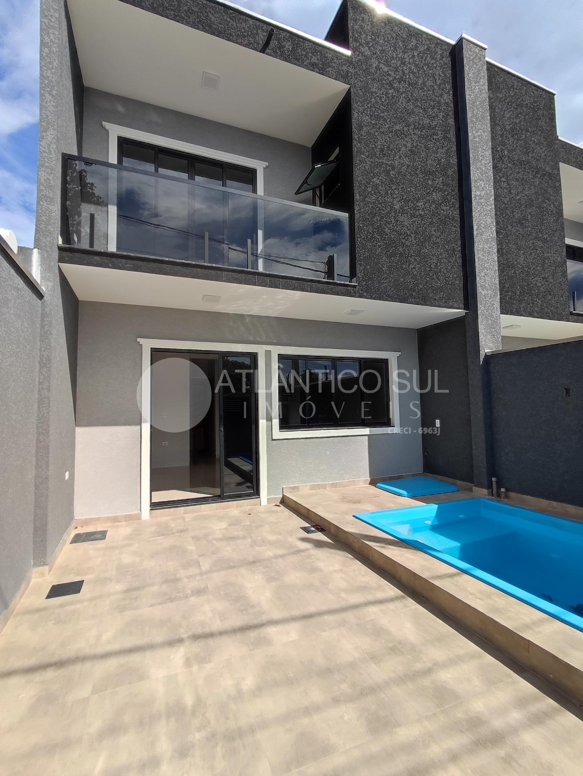 Sobrado à venda com piscina, Praia de Leste, PONTAL DO PARANA ...