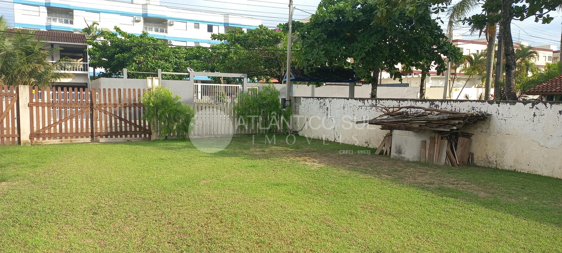 Terreno à venda próximo ao mar no balneário de IPANEMA, PONTAL...