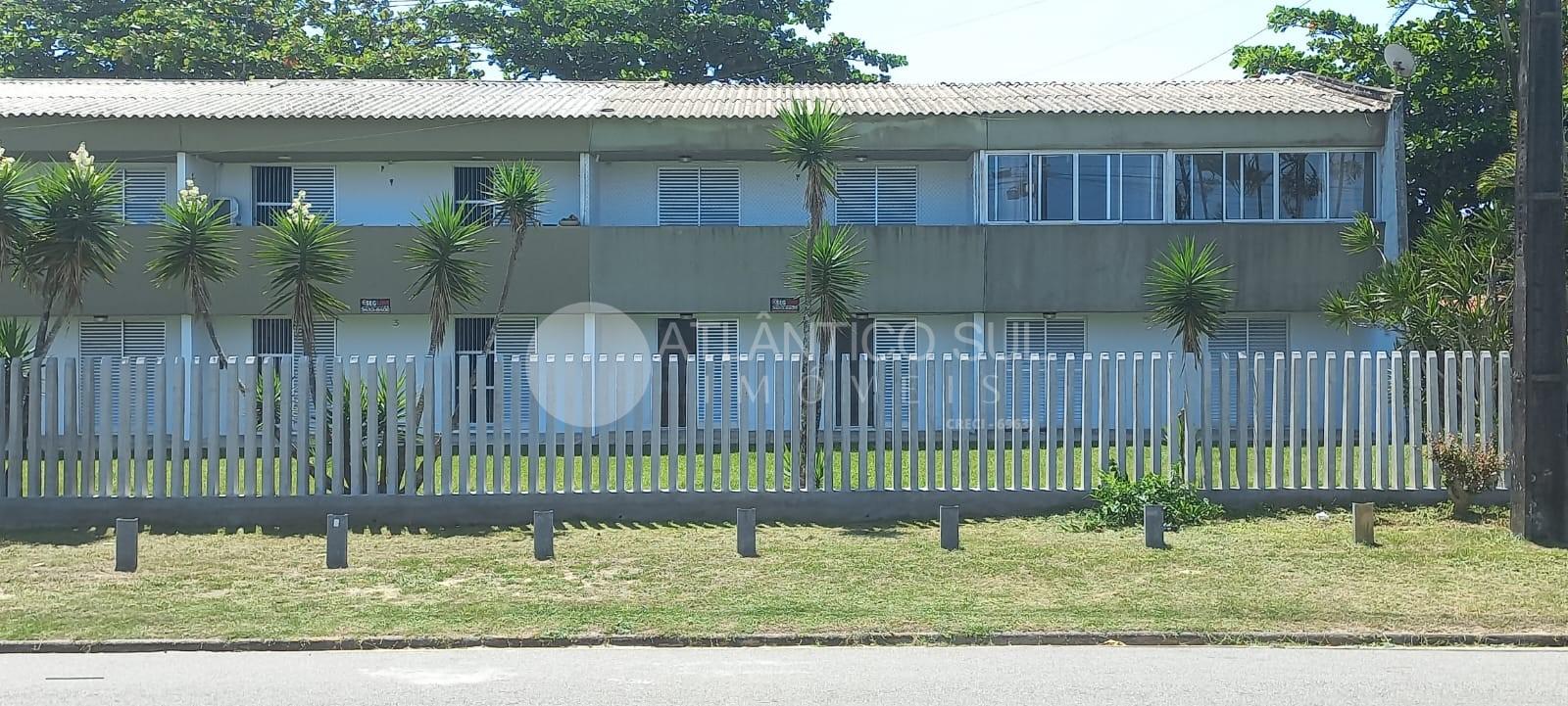 Sobrado  beira Mar com 3 quartos, sacada para o Mar, 2 banheir...