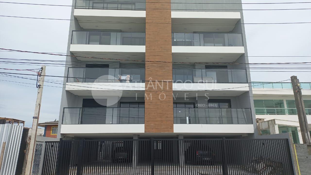Apartamento beira Mar com 2 Quartos, 1 suíte, 1 banheiro socia...