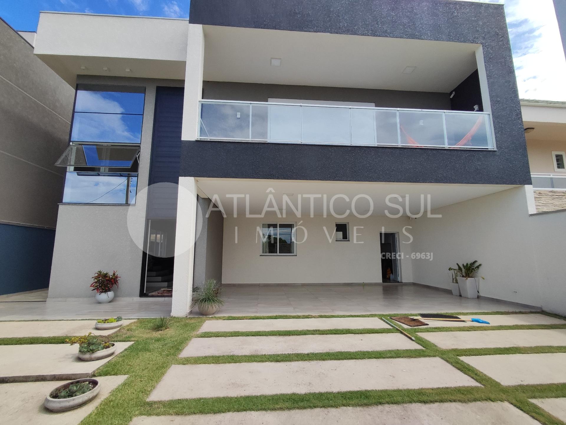 Sobrado alto padrão à venda, 80 metros do mar no balneário JUN...