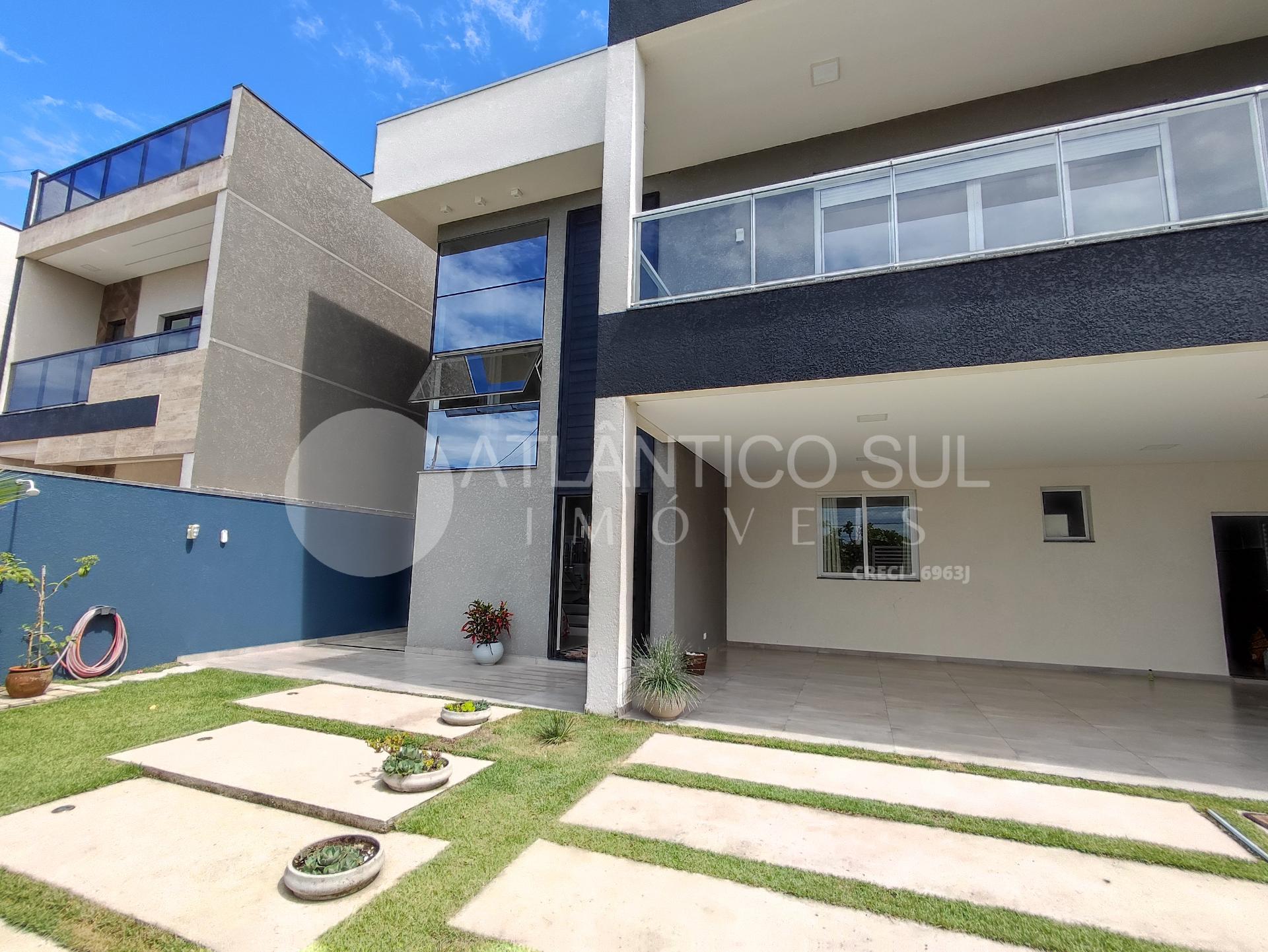 Sobrado alto padrão à venda, 80 metros do mar no balneário JUN...