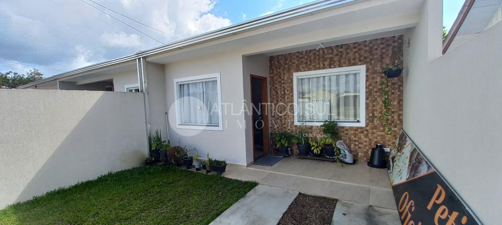 Casa  no Litoral  com 1 Quarto, 1 suíte, Cozinha e Sala Conjug...