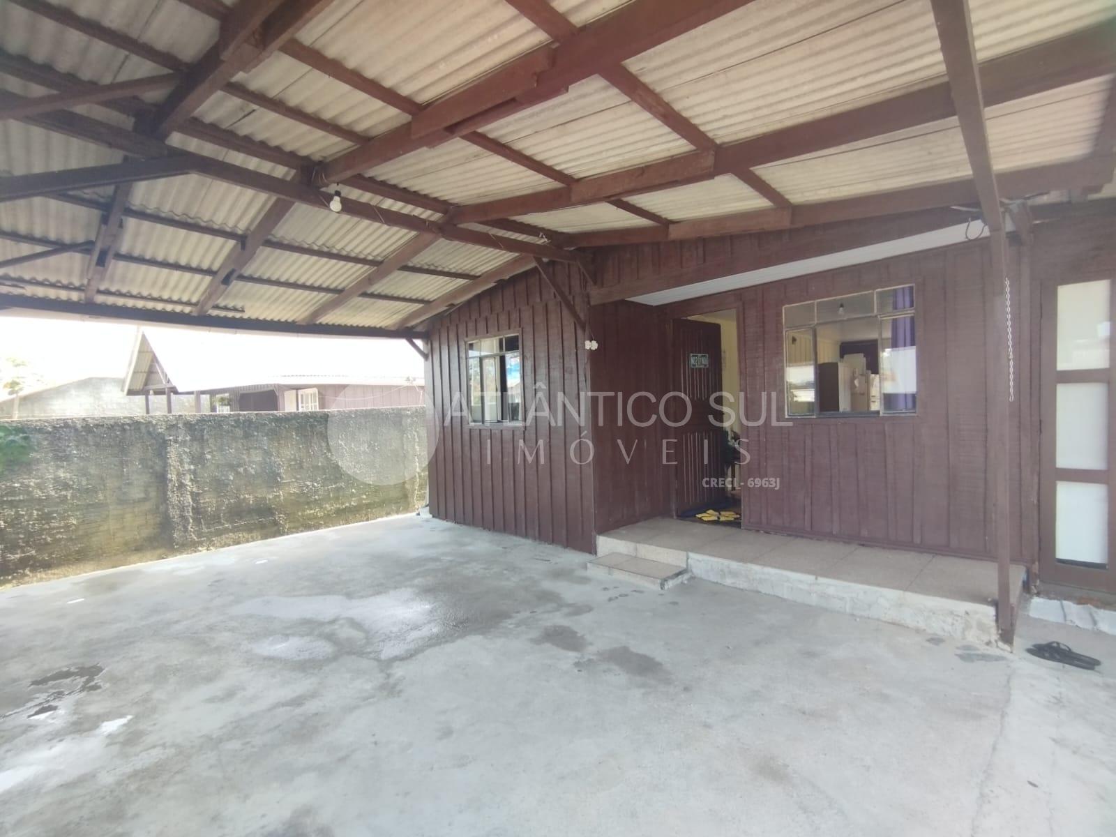 Casa mista com amplo espaço de terreno à venda, CURRAIS , MATI...
