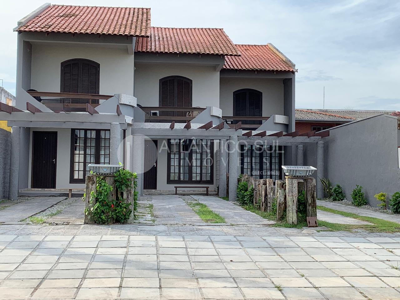 Excelente oportunidade de compra 03 sobrados na  Beira Mar em ...