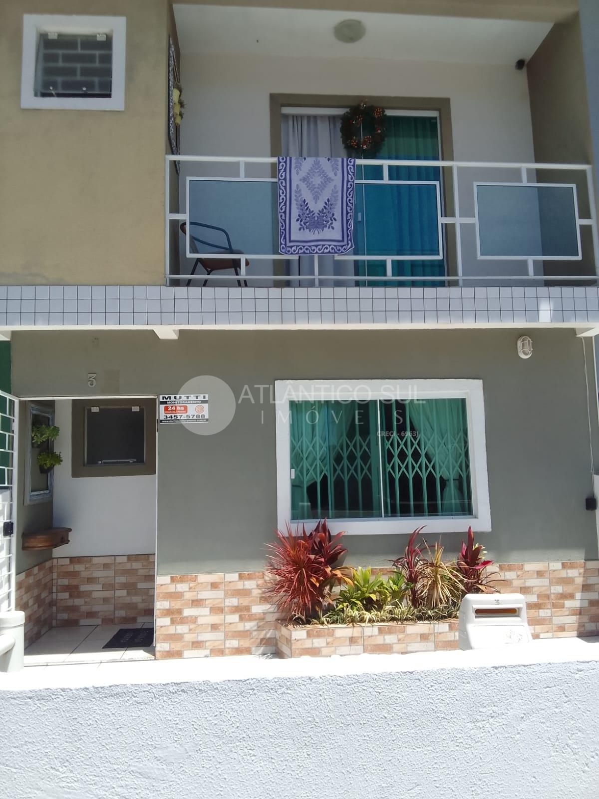 Sobrado em Shangrila a 250m do mar com 2 suites, sala, cozinha...