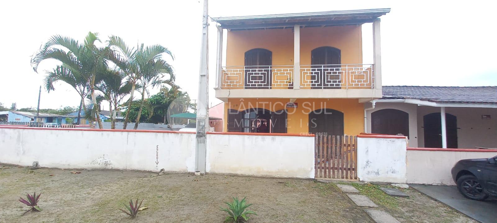 Sobrado em Gaivotas a 250 metros do mar, 2 Quartos, 1 suite,  ...