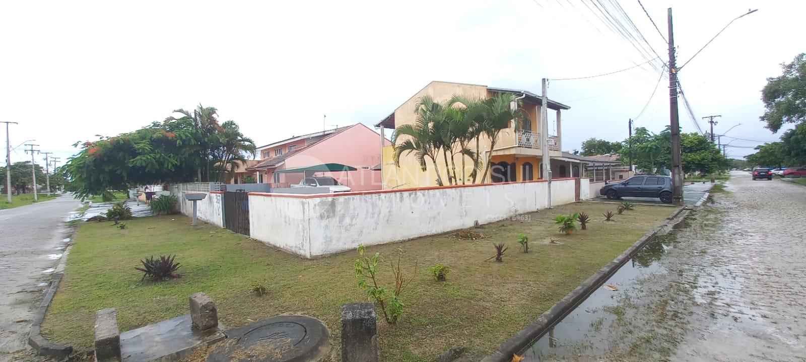 Sobrado em Gaivotas a 250 metros do mar, 2 Quartos, 1 suite,  ...