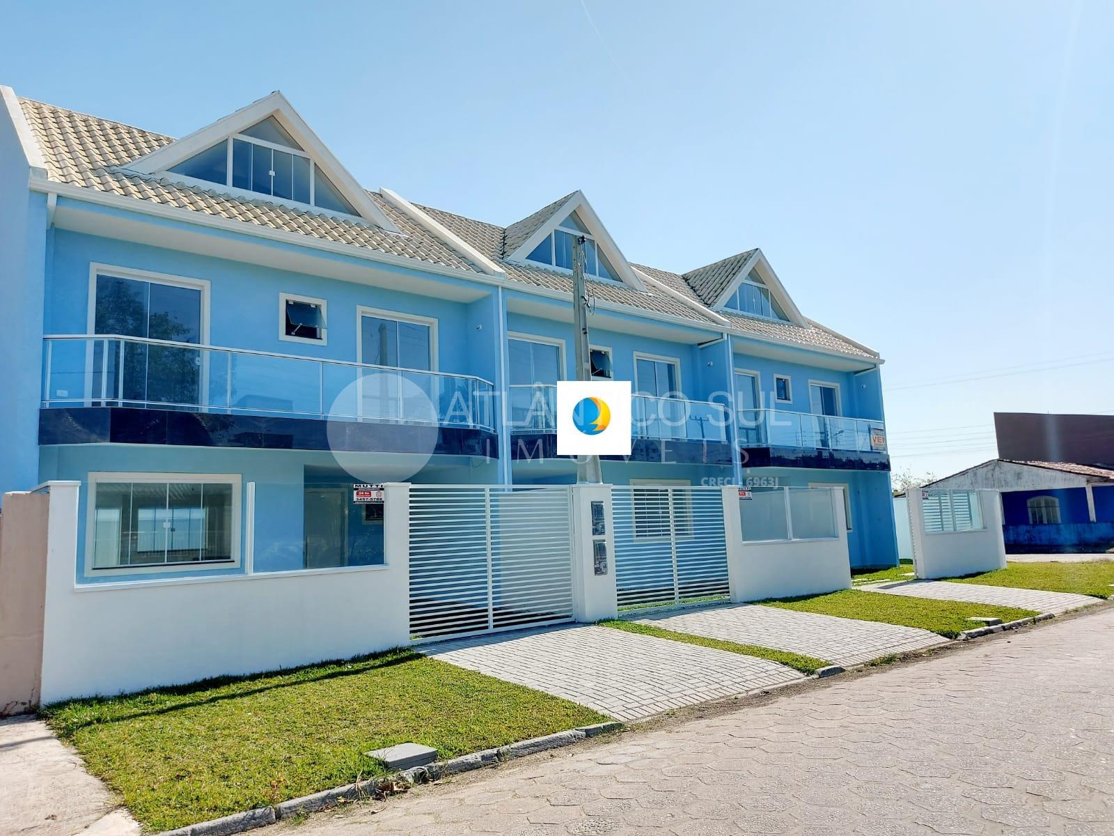 Excelente oportunidade de compra 03 sobrados em Shangri-la