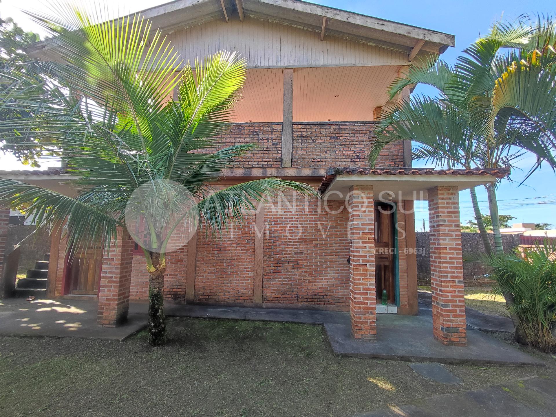 Casa à venda á 400 metros do mar em  Monções, PONTAL DO PARANA...