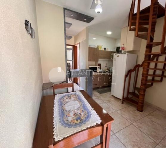 Apartamento à venda, com 03 Quartos, 450 metros da Praia, CAIO...