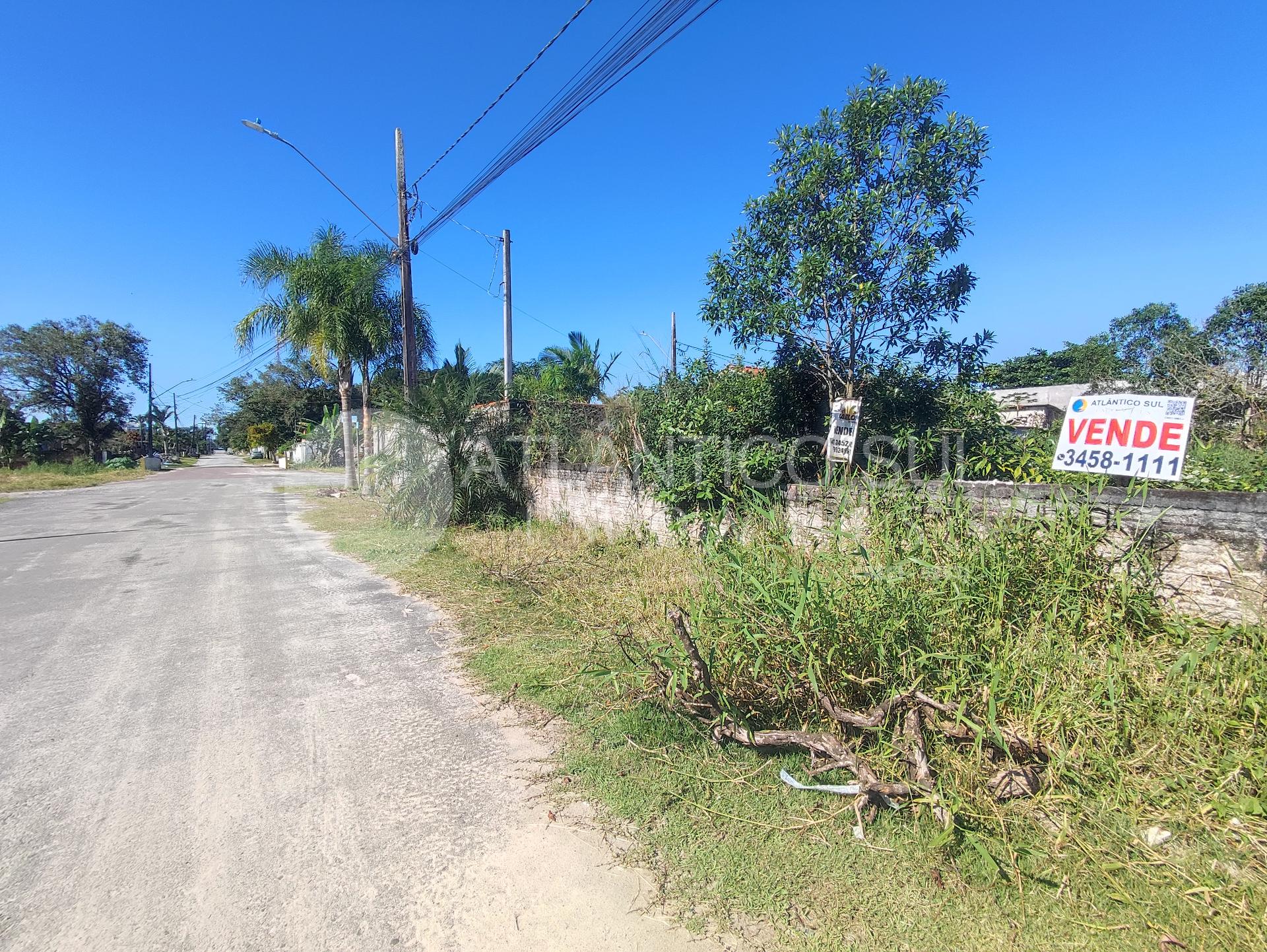 Terreno à venda,á 800 metros do mar em GAIVOTAS, MATINHOS - PR