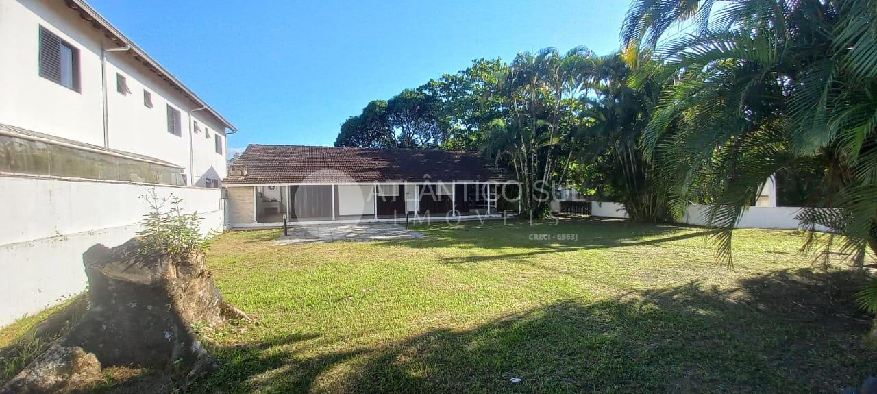 Vende Casa com 3 dormitórios sendo 1 suíte em Pontal do Sul a ...