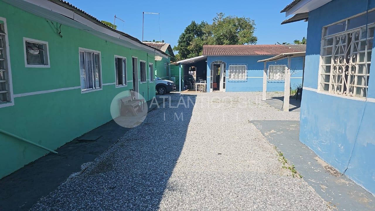 Condomínio à venda com 4 casas e 1 kitnet, GUACIARA, NOVA FATI...