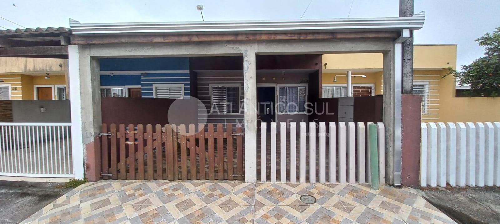 Casa  à venda a 350 metros do Mar, Balneário Monções, PONTAL D...