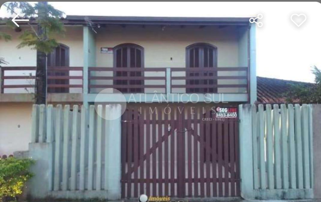 VENDE  SOBRADO A 300 METROS DO MAR,  BALNEÁRIO MONÇÕES, MATINH...