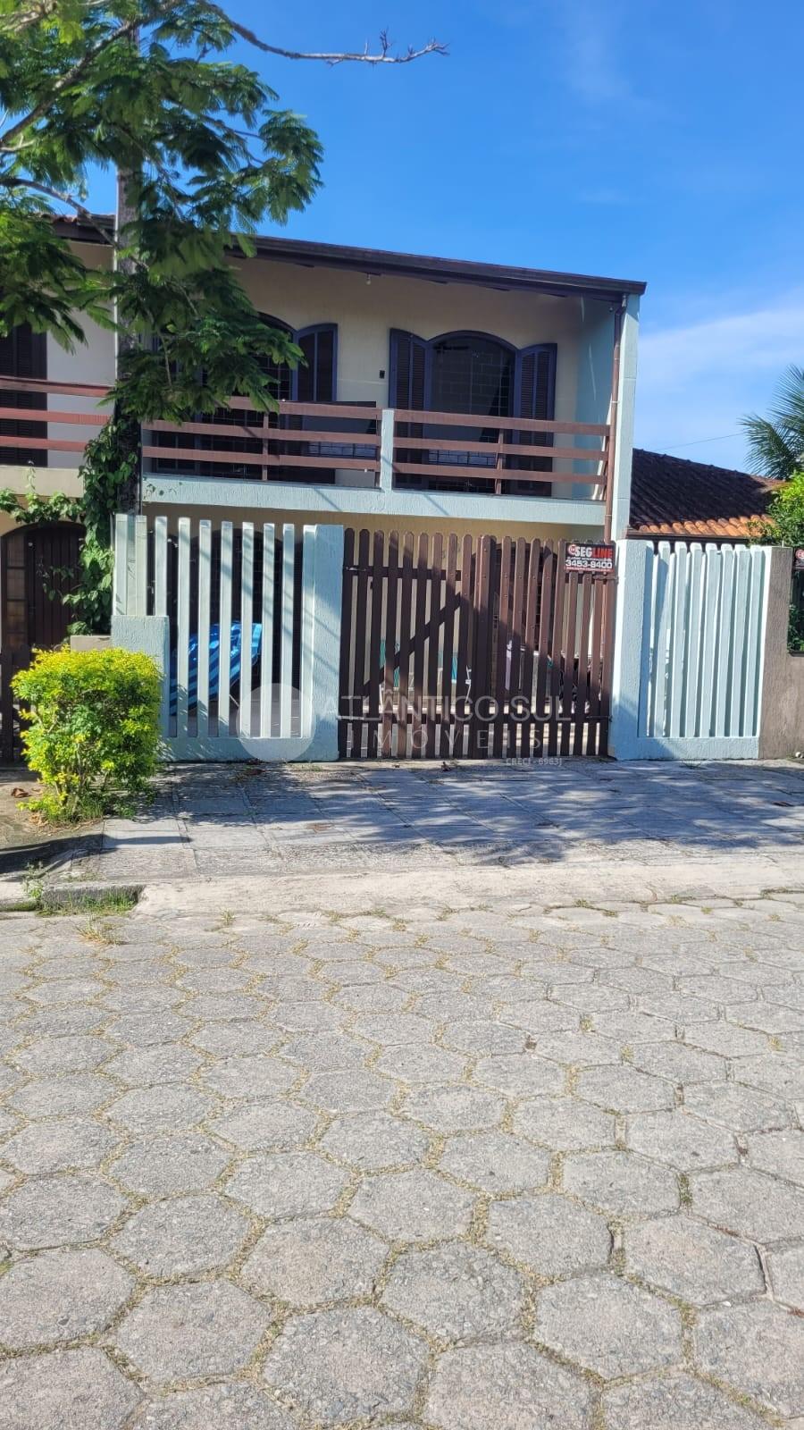 VENDE  SOBRADO A 300 METROS DO MAR,  BALNEÁRIO MONÇÕES, MATINH...