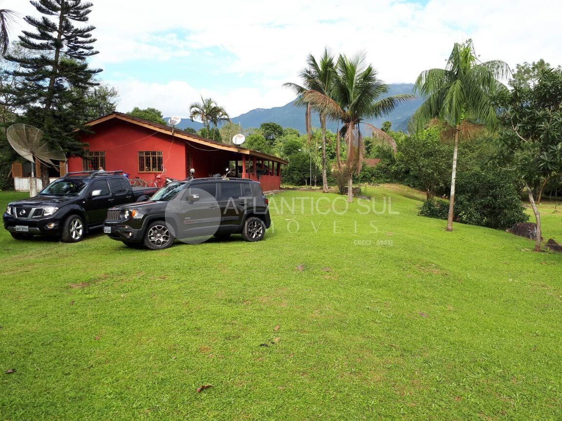 Sitio em Morretes  com 95.000m  no Rio sagrado com a 1 casa, l...