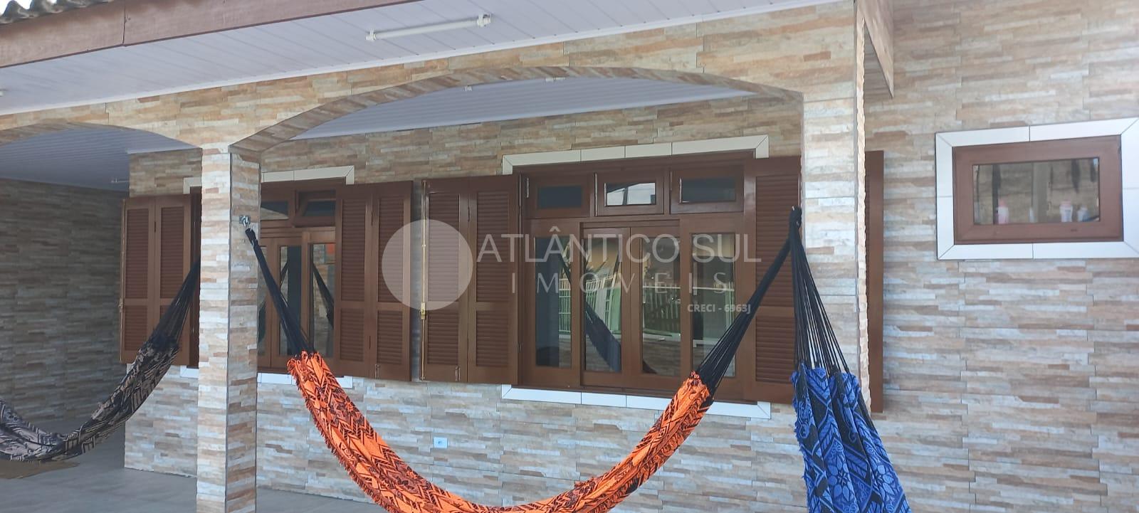 Casa à venda a100 metros do Mar, Balneário Santa Terezinha PON...
