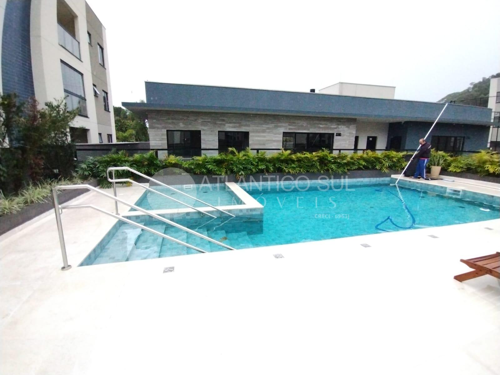 Apartamento em condominio clube em CAIOBÁ, MATINHOS - PR
