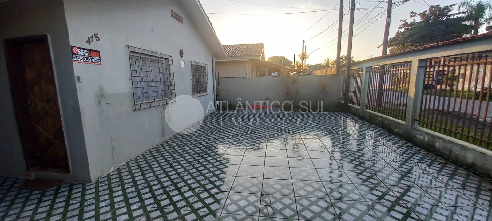 Casa a venda em  Praia de Leste  á 300 metros do Mar, PONTAL D...