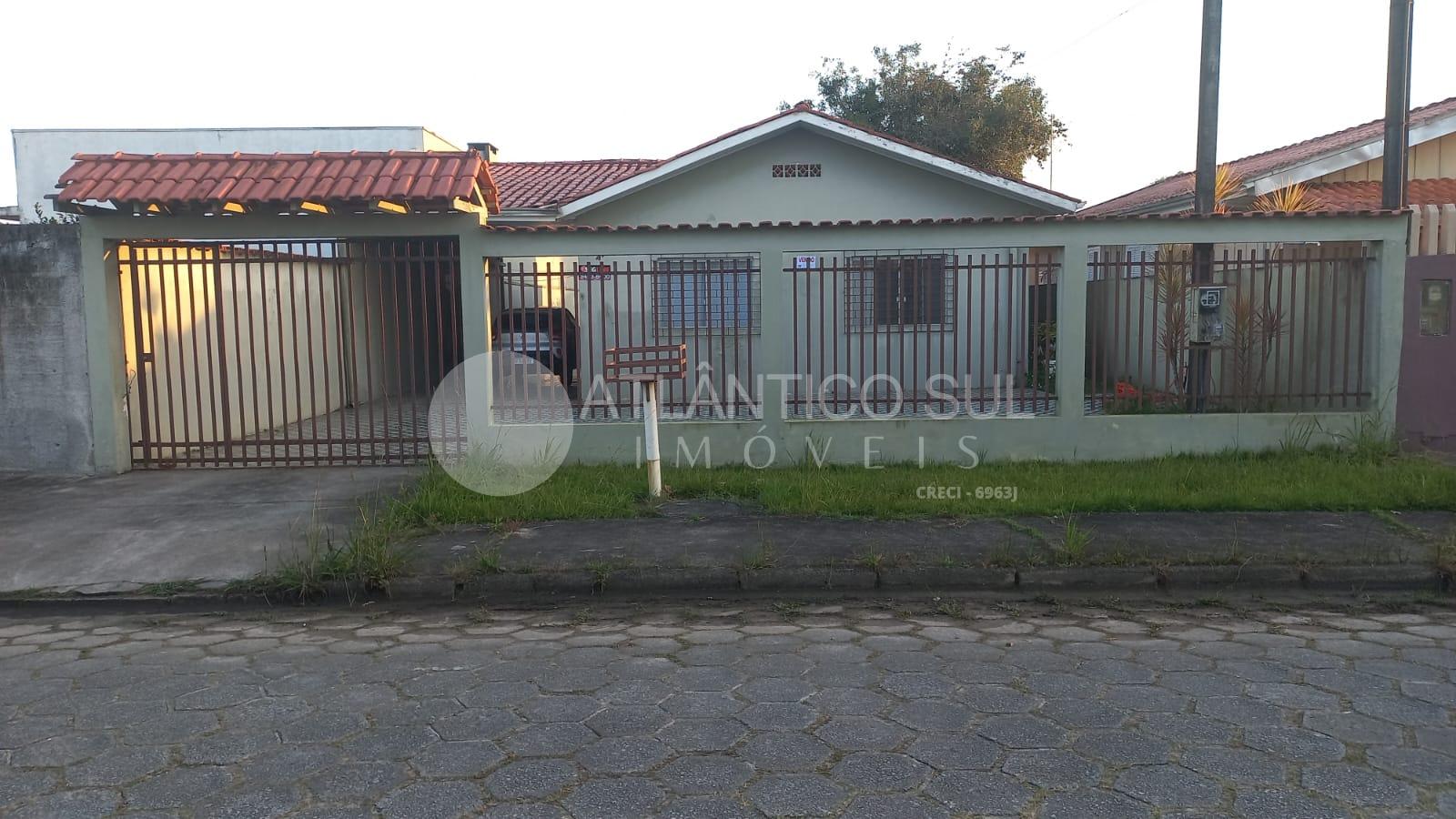Casa a venda em  Praia de Leste  á 300 metros do Mar, PONTAL D...