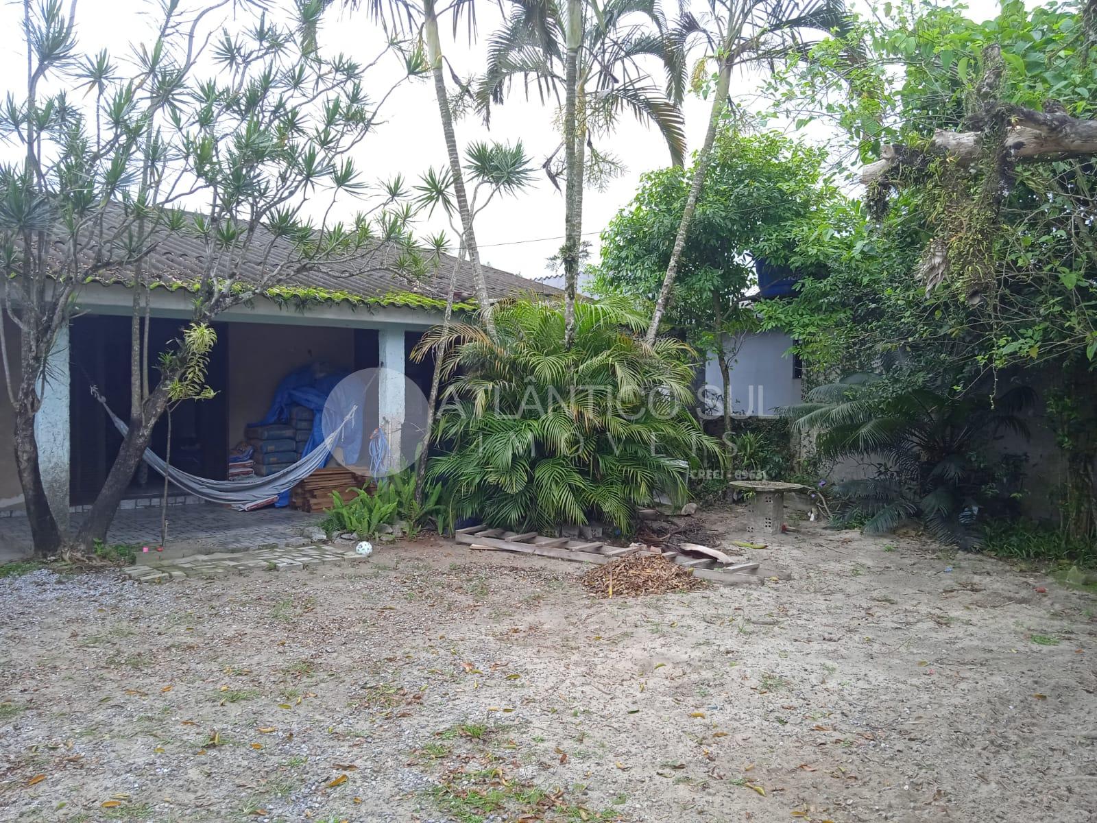 Casa à venda localizada em SHANGRI-LÁ, PONTAL DO PARANA - PR