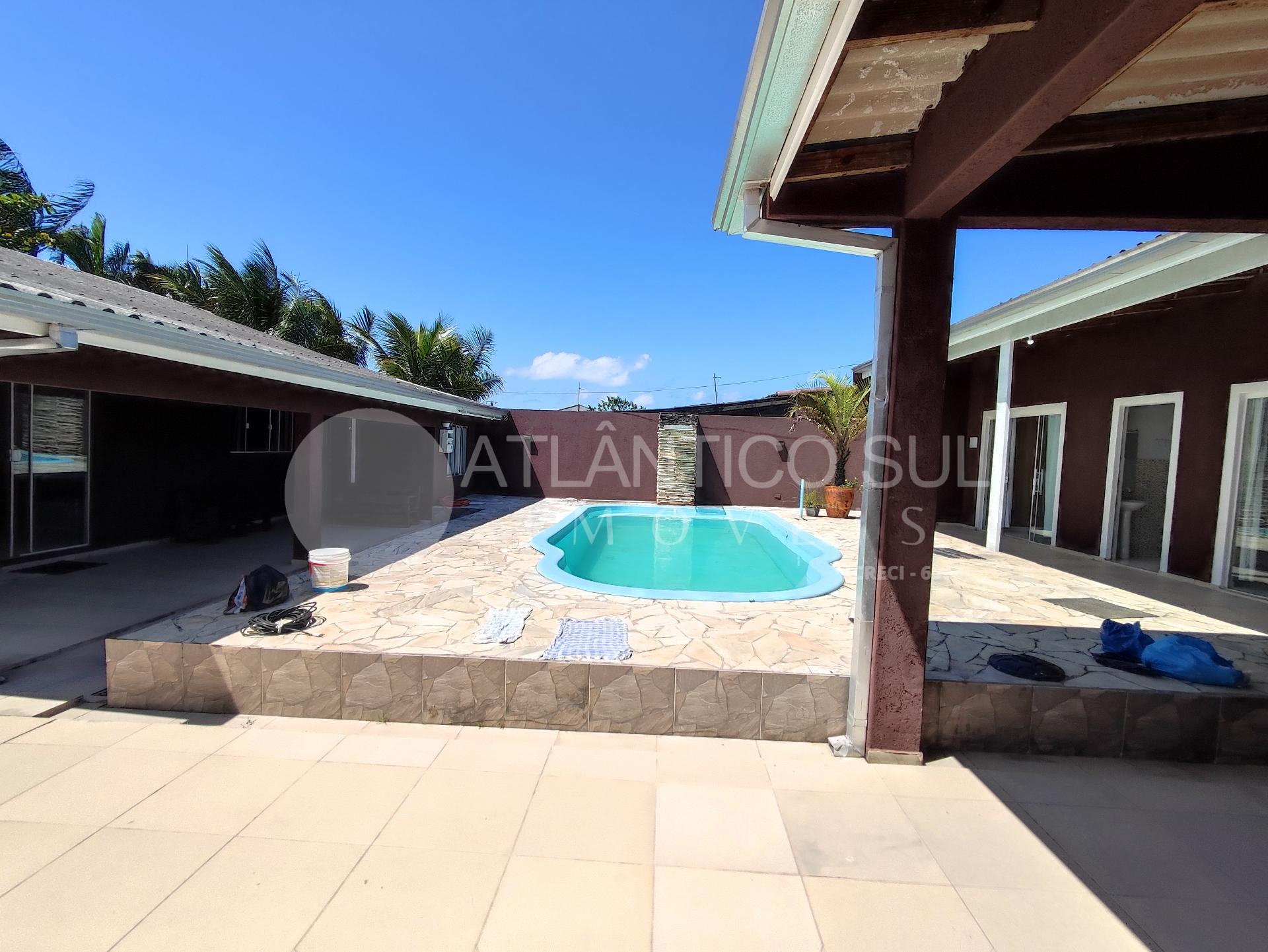 Casa à venda com piscina, IPANEMA, PONTAL DO PARANA - PR