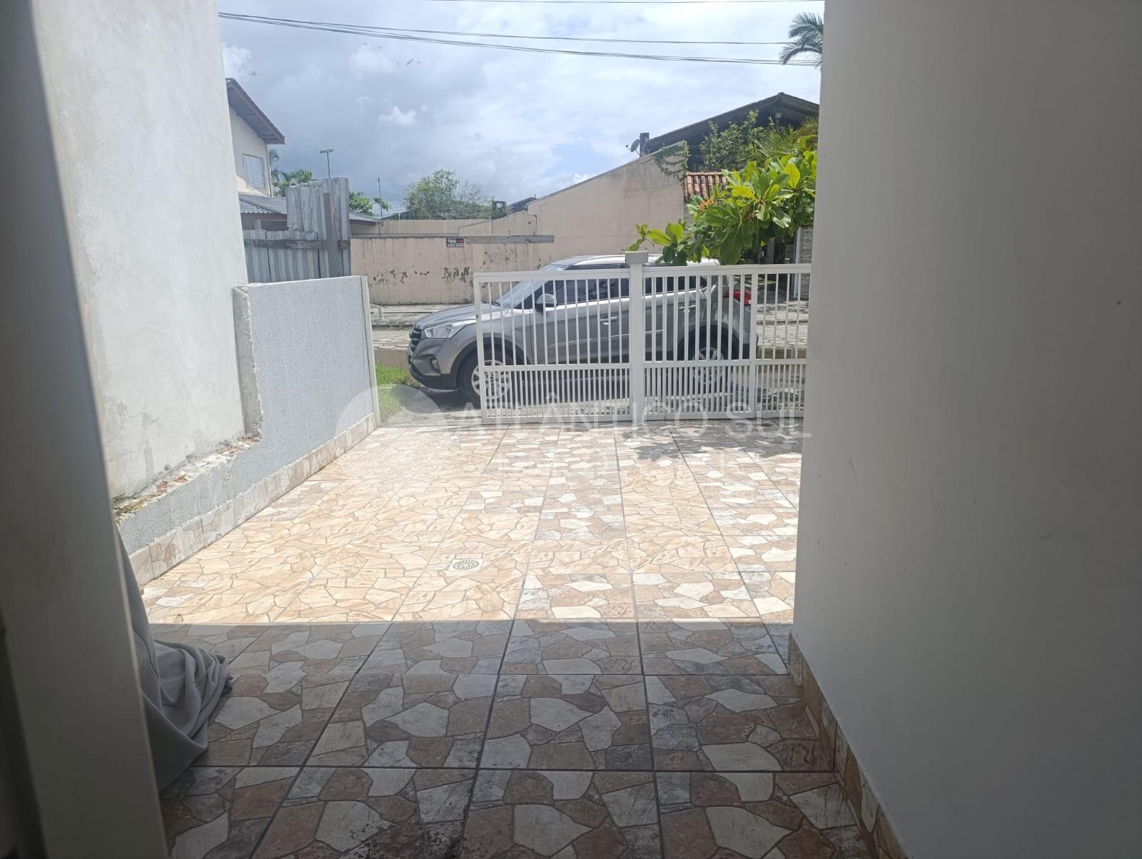 Casa com 02 suítes, piscina, banheira hidromassagem - Monções,...