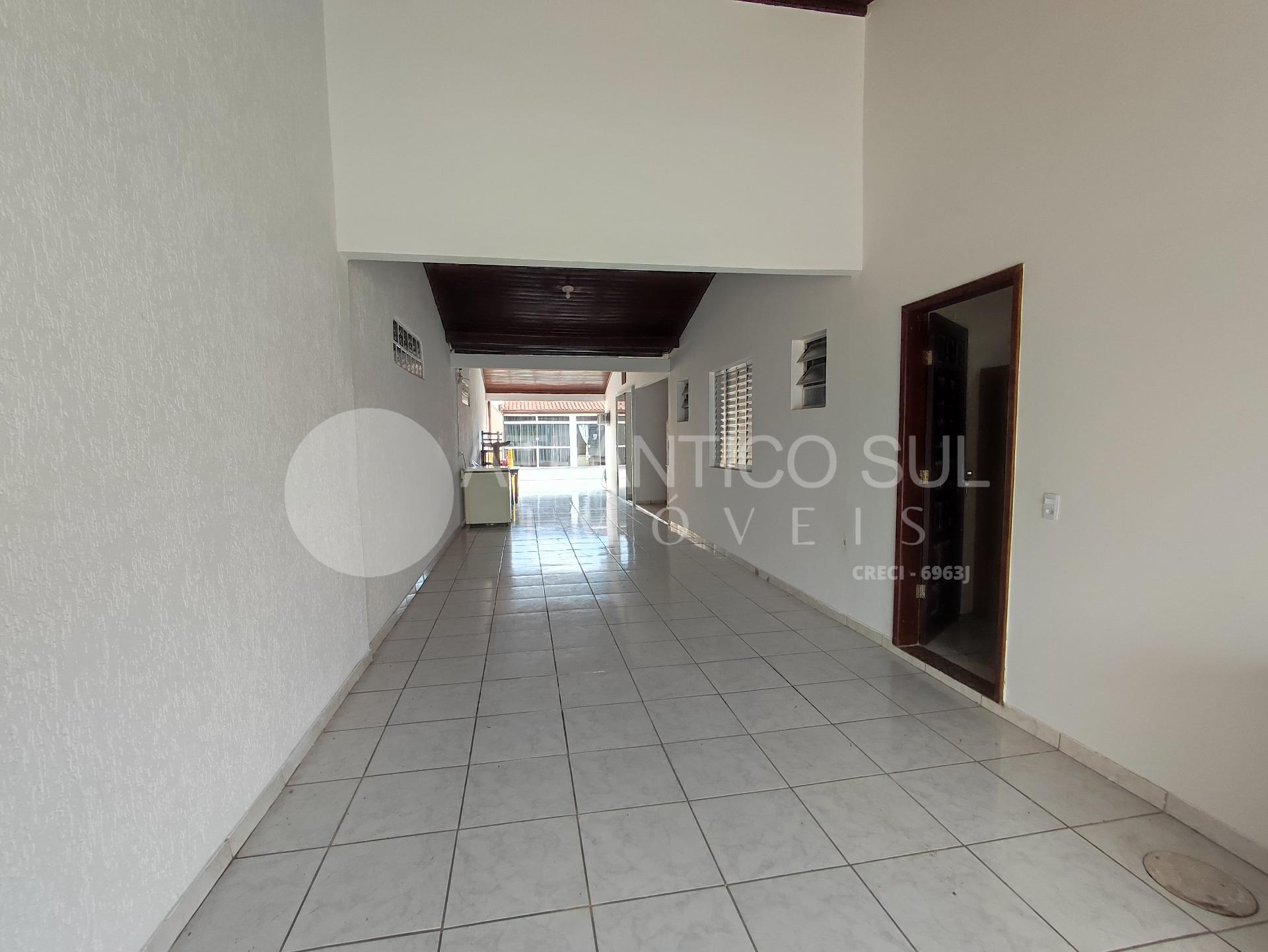 Casa com piscina para locação,  Praia de Leste, PONTAL DO PARA...