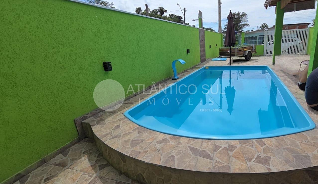 Sobrado à venda com 05 quartos, Saint´Etienne, MATINHOS - PR