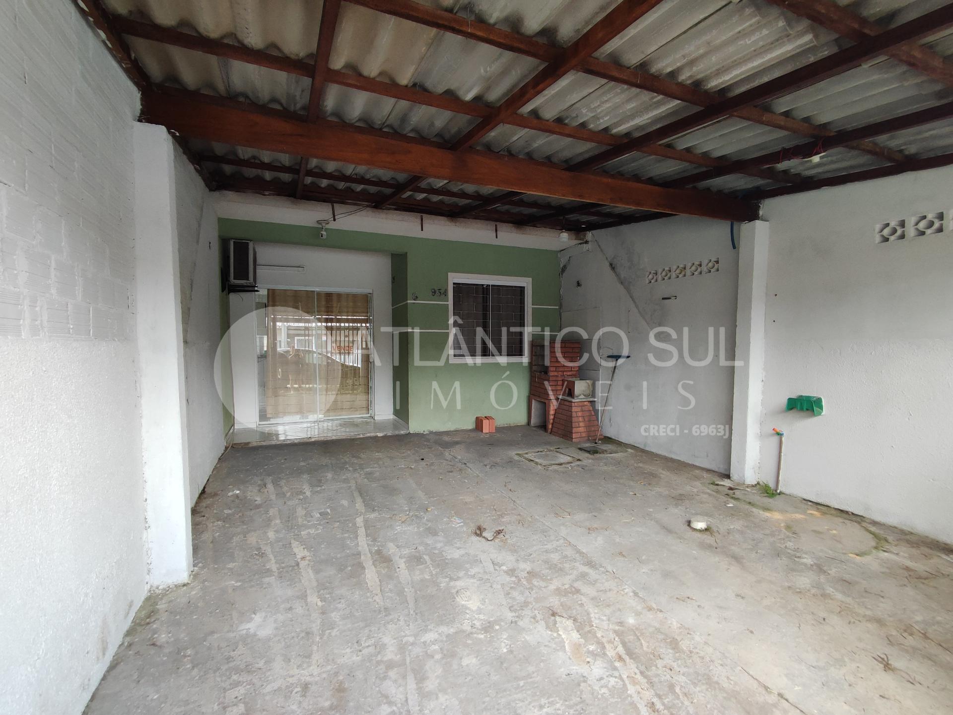 Casa à venda com 02 quartos, BELTRAMI, PONTAL DO PARANA - PR