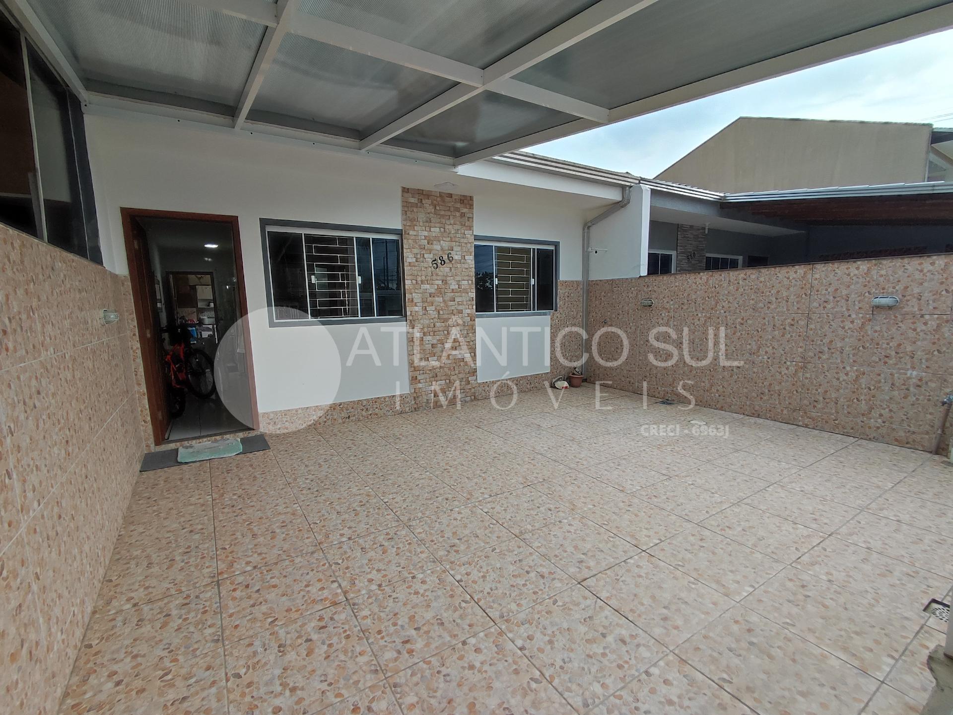 Casa à venda, 400 metros do mar em  Praia de Leste, PONTAL DO ...