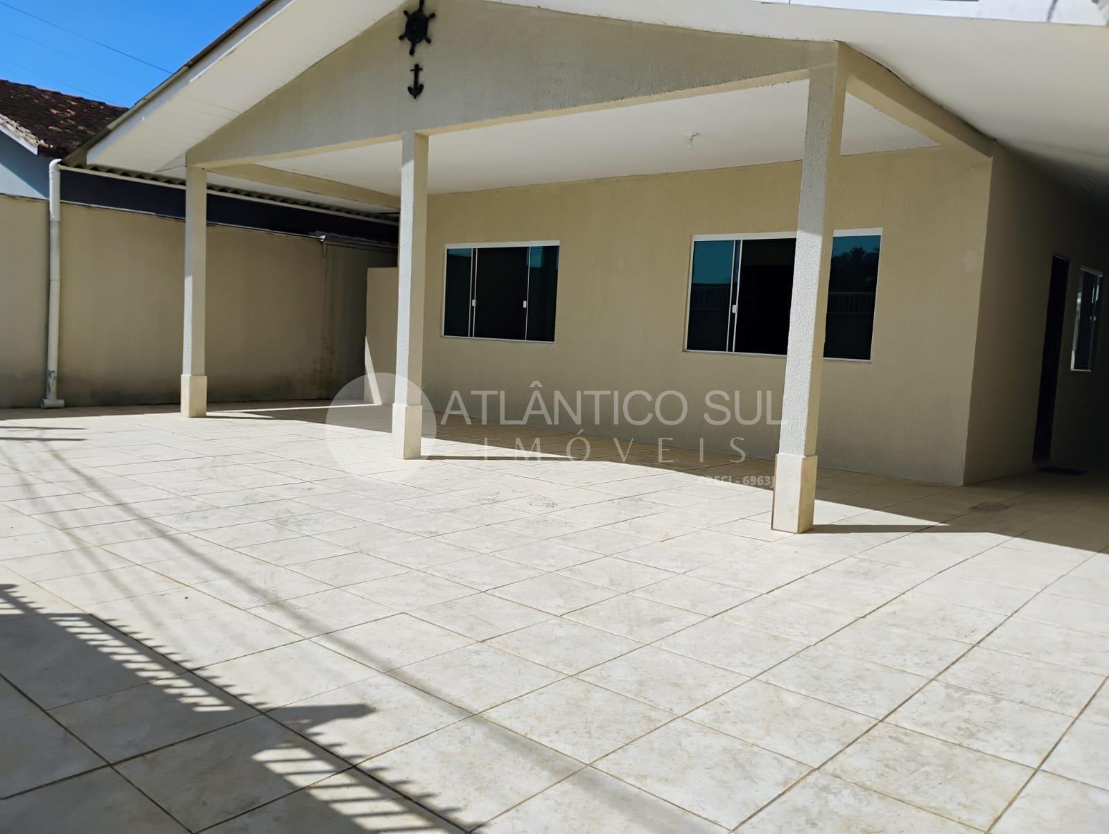 Casa à venda com 06 quartos, Praia de Leste, PONTAL DO PARANA ...