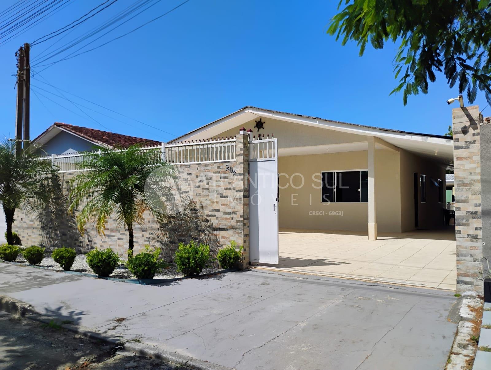 Casa à venda com 06 quartos, Praia de Leste, PONTAL DO PARANA ...