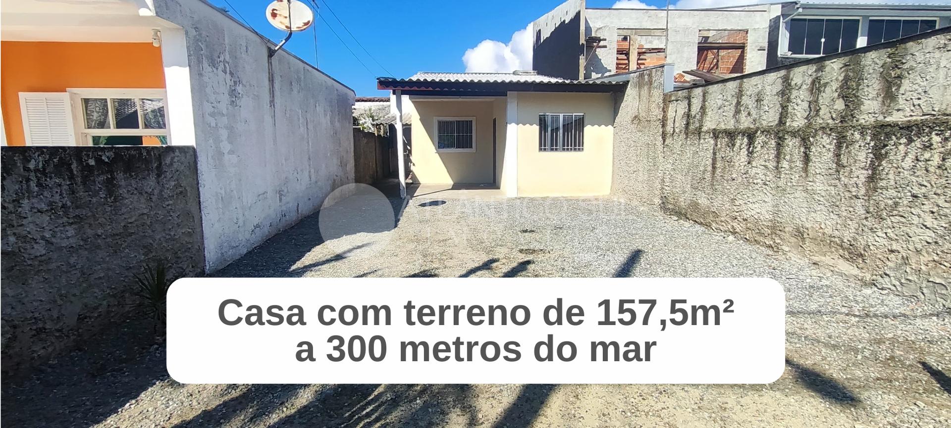 CASA COM 2 QUARTOS A 300 METROS DO MAR NO JUNARA EM MATINHOS
