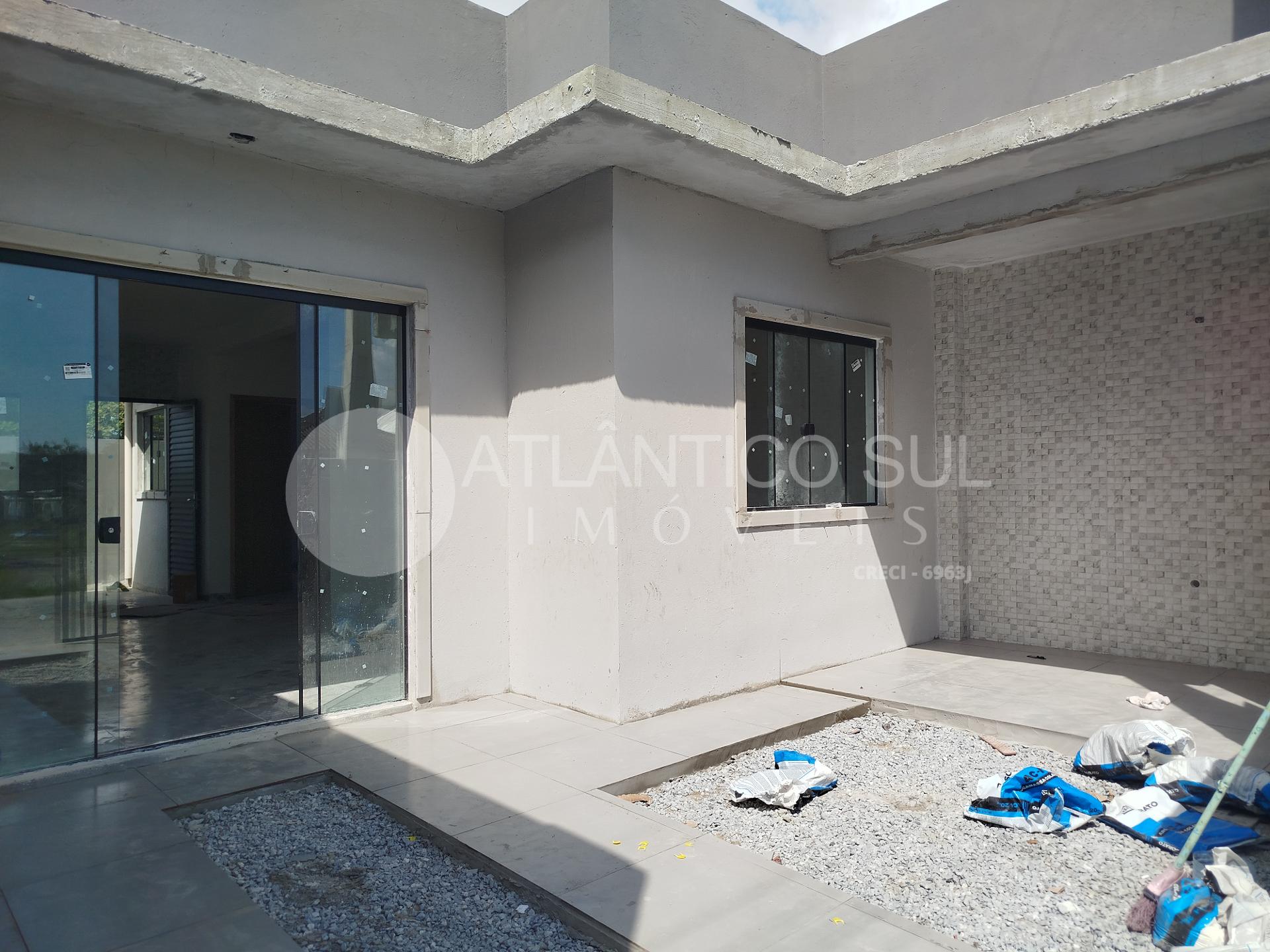 Casa à venda com 2 e 3 quartos, Praia de Leste, PONTAL DO PARA...