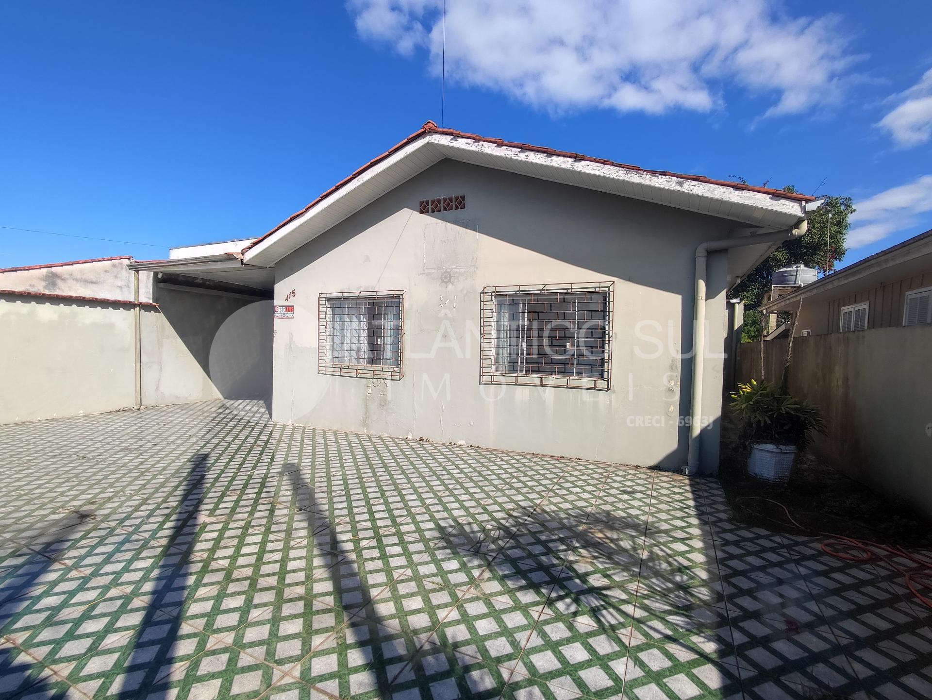 Casa à venda, a 350 metros do mar em  Praia de Leste, PONTAL D...