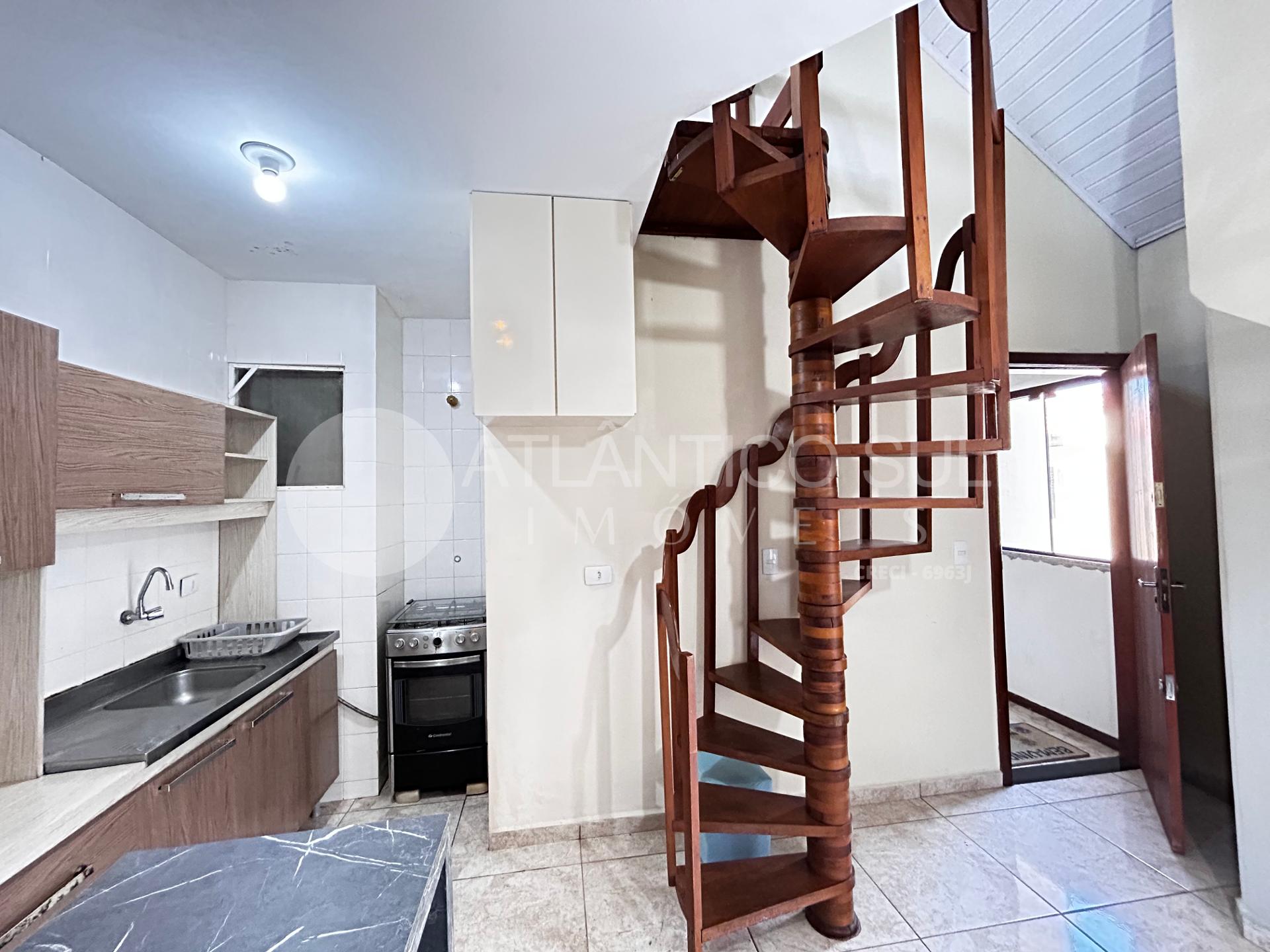 Apartamento à venda, com 03 Quartos, 450 metros da Praia, CAIO...